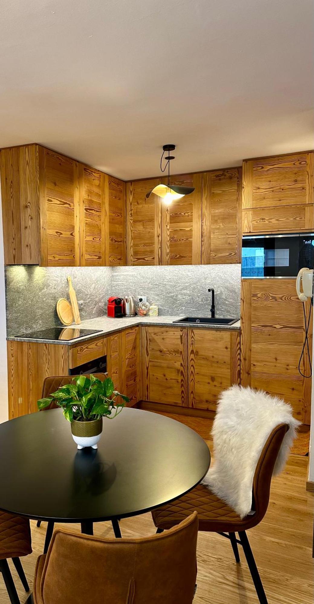 ברויל-קרוויניה Cozy Bilocale Apartment מראה חיצוני תמונה